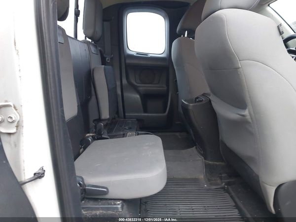 2017 TOYOTA TACOMA SR