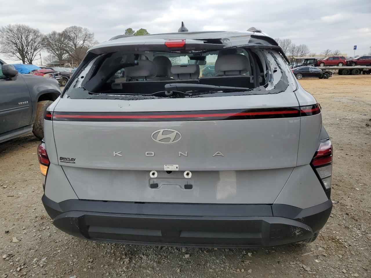 2024 HYUNDAI KONA SE