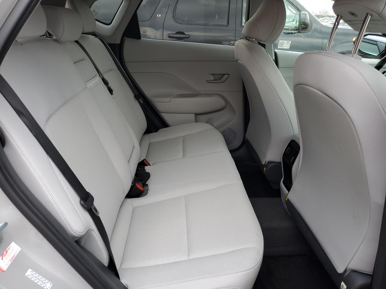 2024 HYUNDAI KONA SE