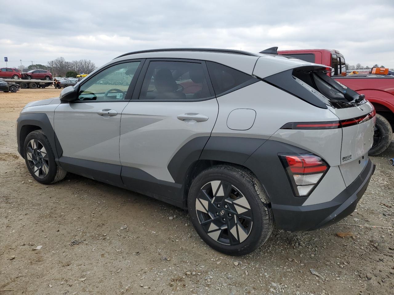 2024 HYUNDAI KONA SE