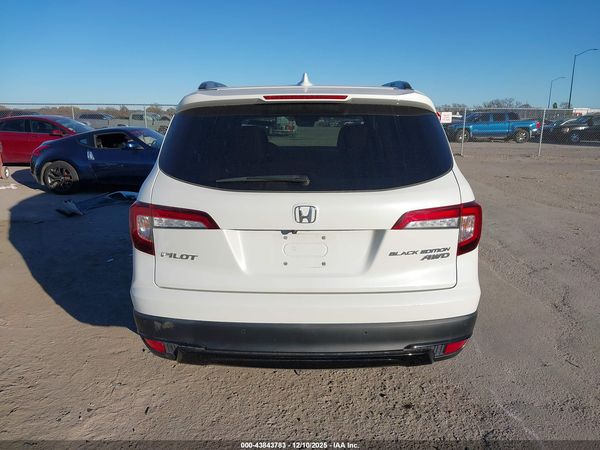 2022 HONDA PILOT AWD BLACK EDITION