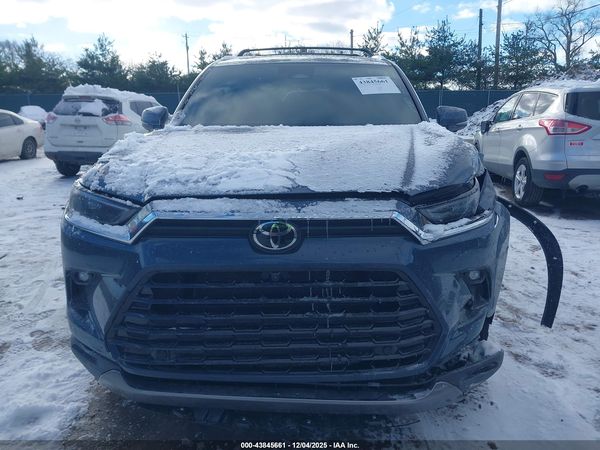 2025 TOYOTA GRAND HIGHLANDER PLATINUM