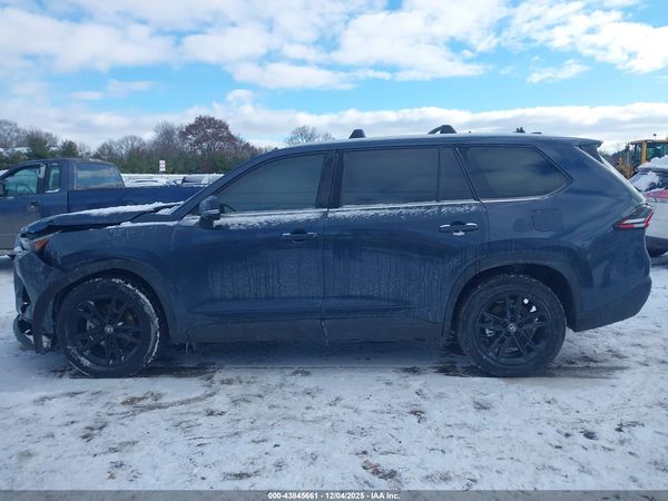 2025 TOYOTA GRAND HIGHLANDER PLATINUM