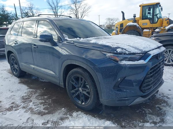 2025 TOYOTA GRAND HIGHLANDER PLATINUM