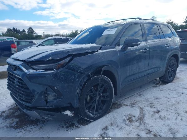 2025 TOYOTA GRAND HIGHLANDER PLATINUM