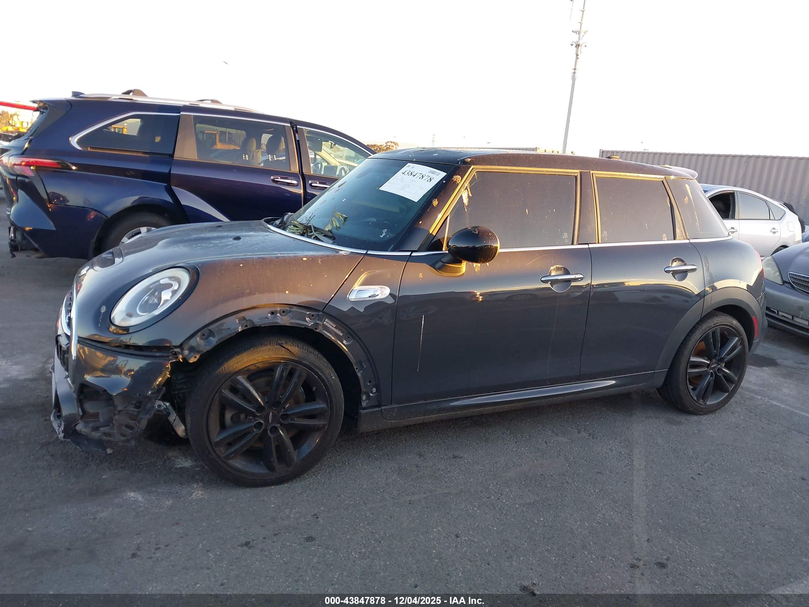 2017 MINI HARDTOP COOPER S