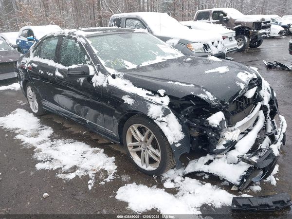 2013 MERCEDES-BENZ C 300 SPORT 4MATIC