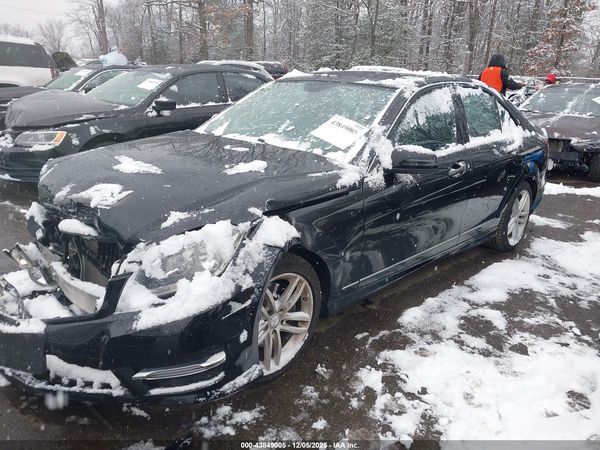 2013 MERCEDES-BENZ C 300 SPORT 4MATIC