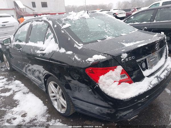2013 MERCEDES-BENZ C 300 SPORT 4MATIC