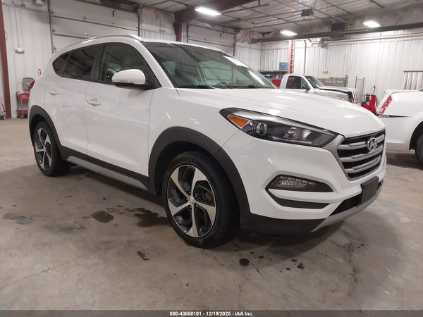 2017 HYUNDAI TUCSON SPORT