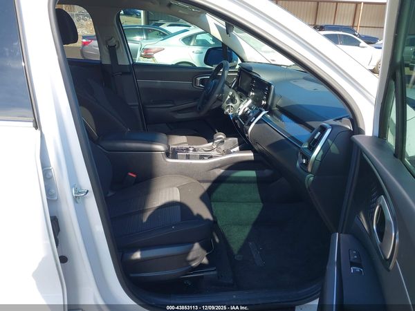 2023 KIA SORENTO LX