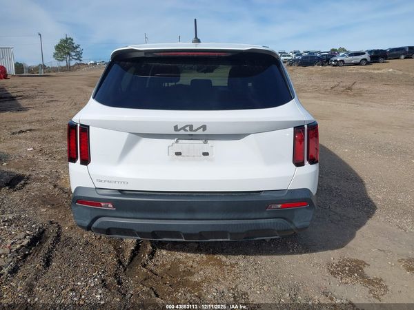2023 KIA SORENTO LX