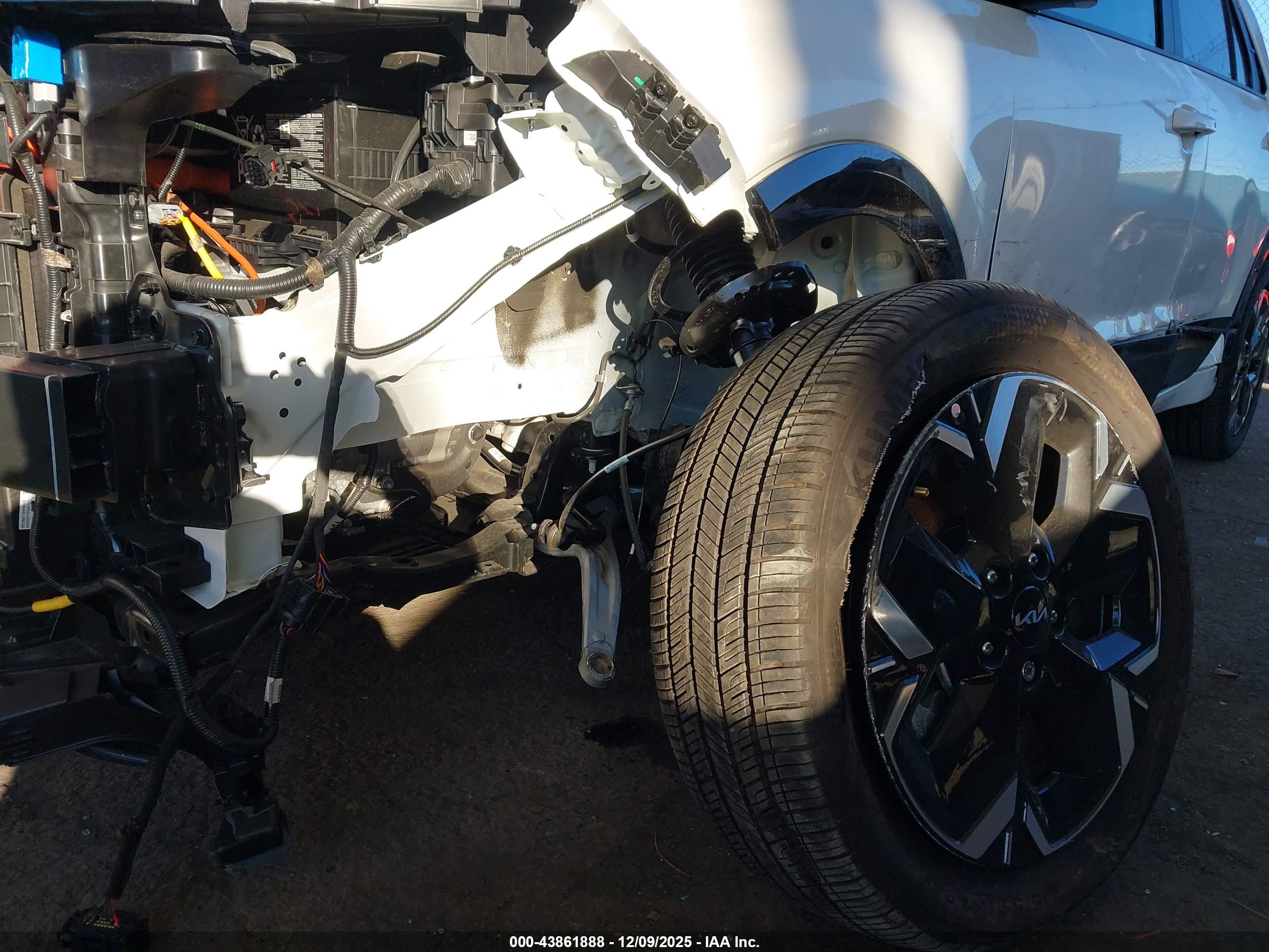 2025 KIA NIRO EV WIND
