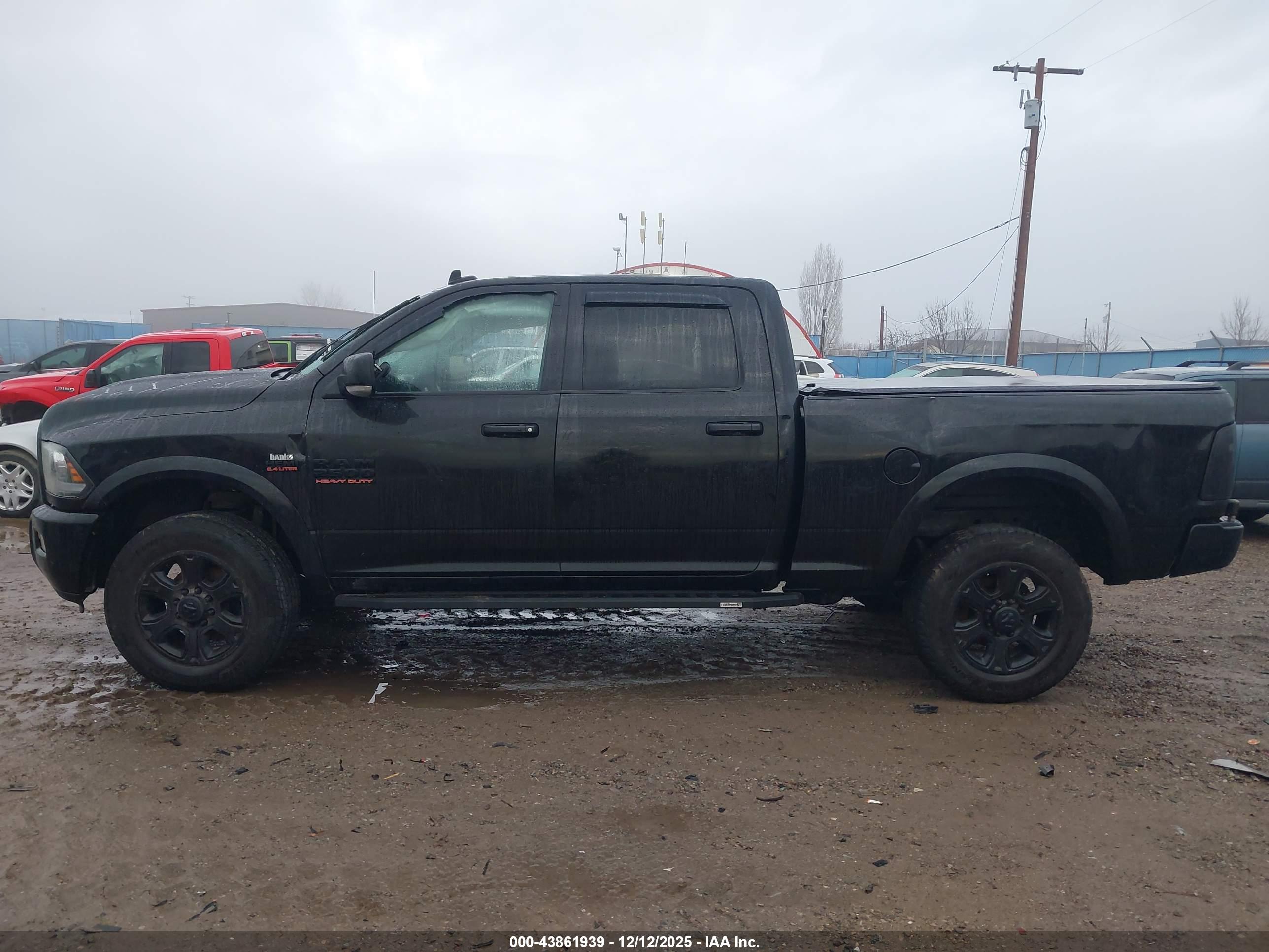 2016 RAM 2500 LARAMIE