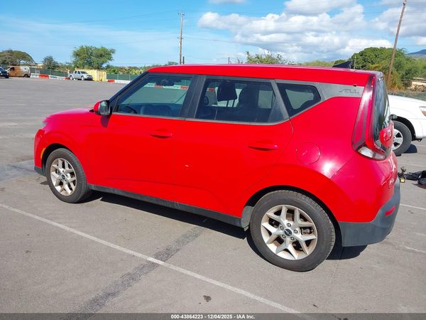 2022 KIA SOUL LX