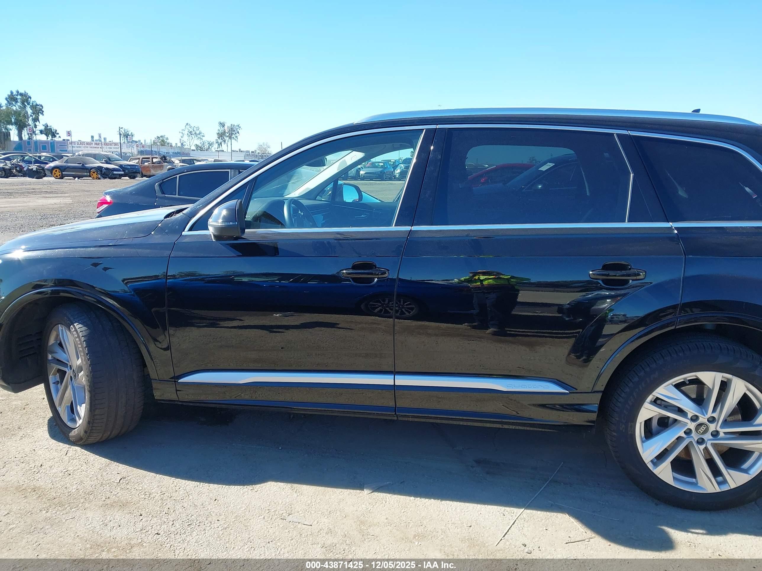 2023 AUDI Q7