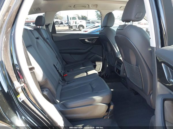 2023 AUDI Q7