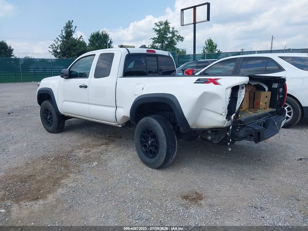 2022 TOYOTA TACOMA SR