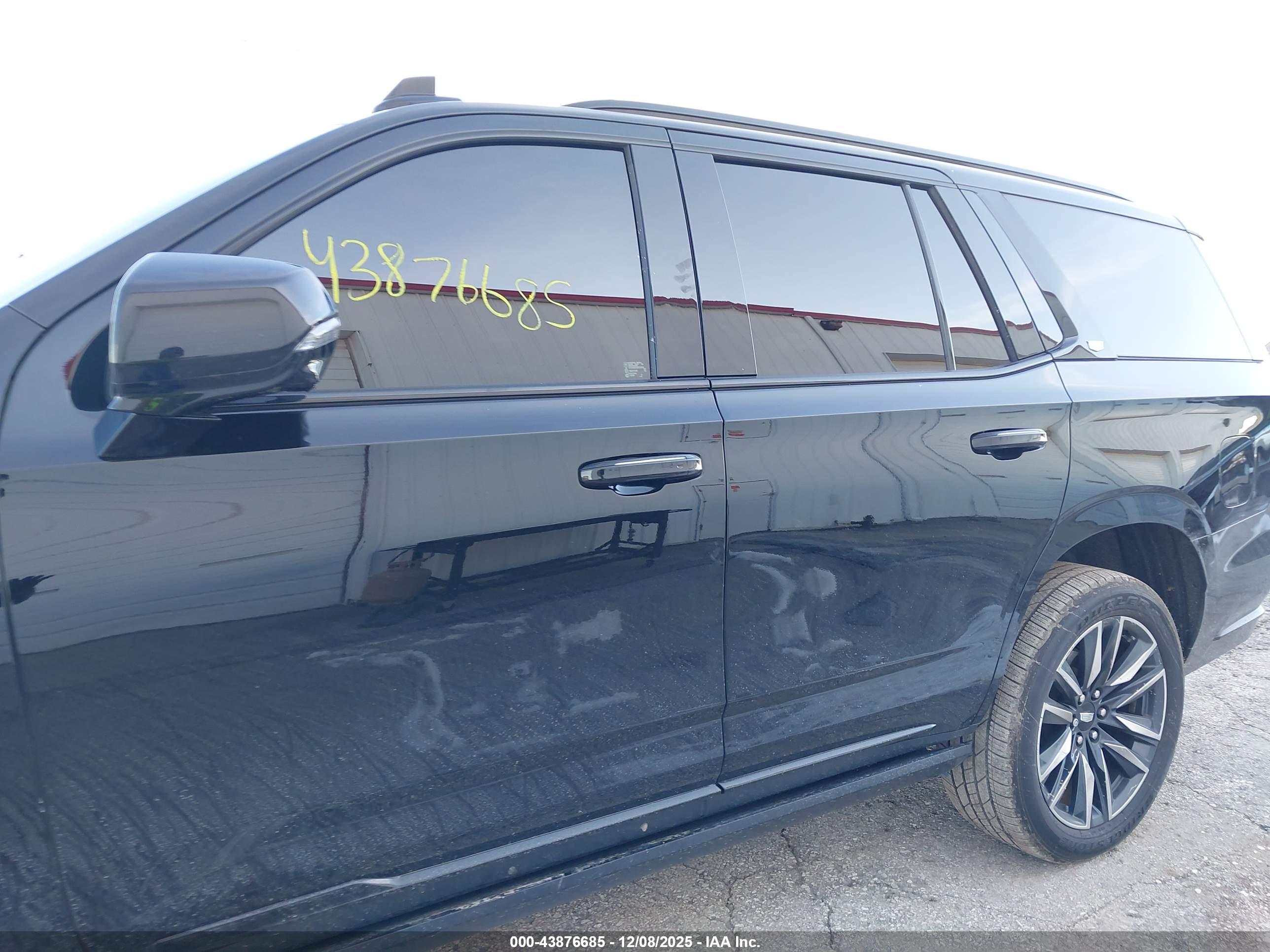 2022 CADILLAC ESCALADE 4WD SPORT PLATINUM