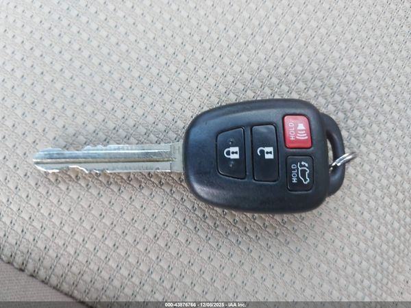 2016 TOYOTA RAV4 XLE