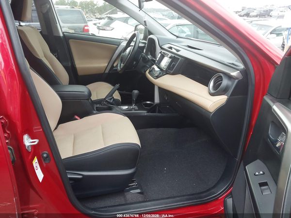 2016 TOYOTA RAV4 XLE