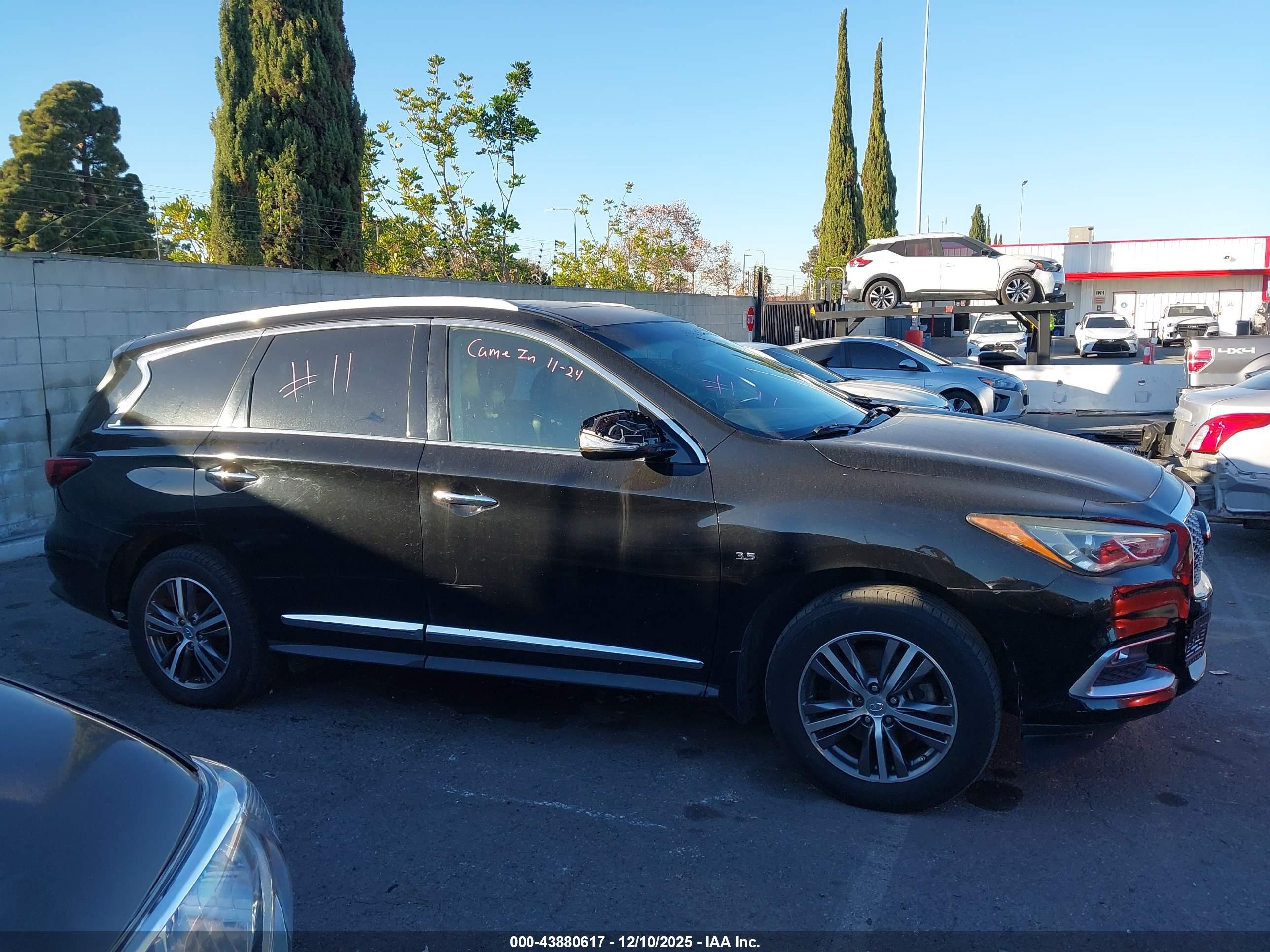 2016 INFINITI QX60