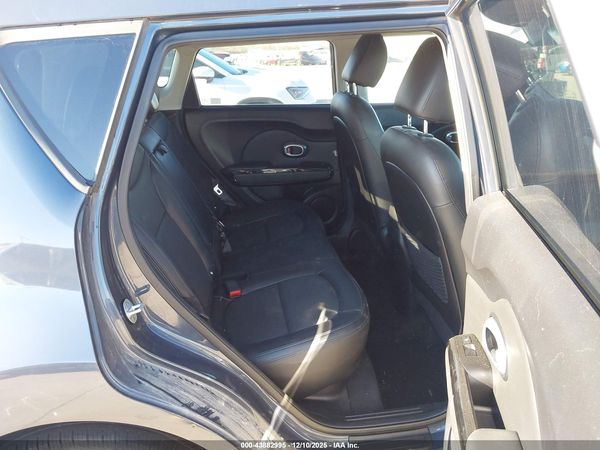 2016 KIA SOUL !