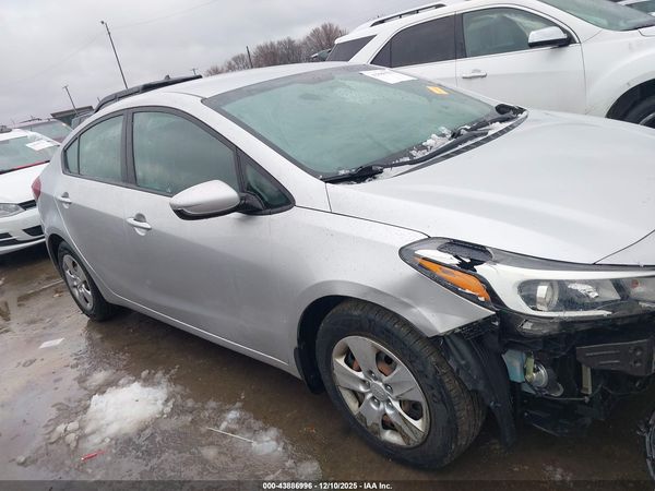 2017 KIA FORTE LX