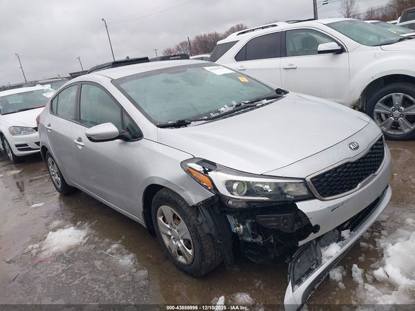 2017 KIA FORTE LX