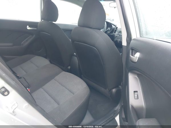 2017 KIA FORTE LX