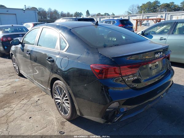 2024 KIA FORTE GT-LINE