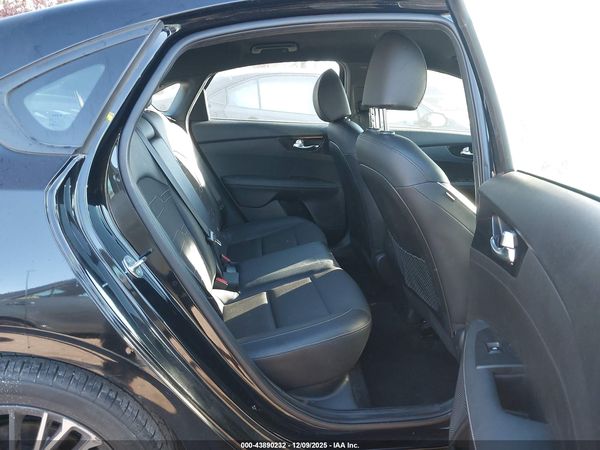 2024 KIA FORTE GT-LINE