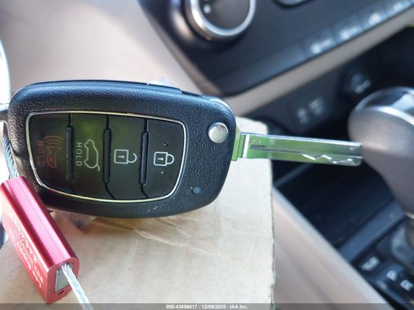 2019 HYUNDAI TUCSON SE