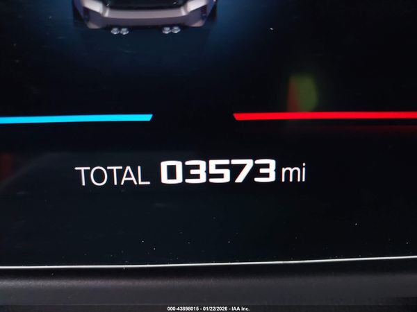 2025 BMW M2