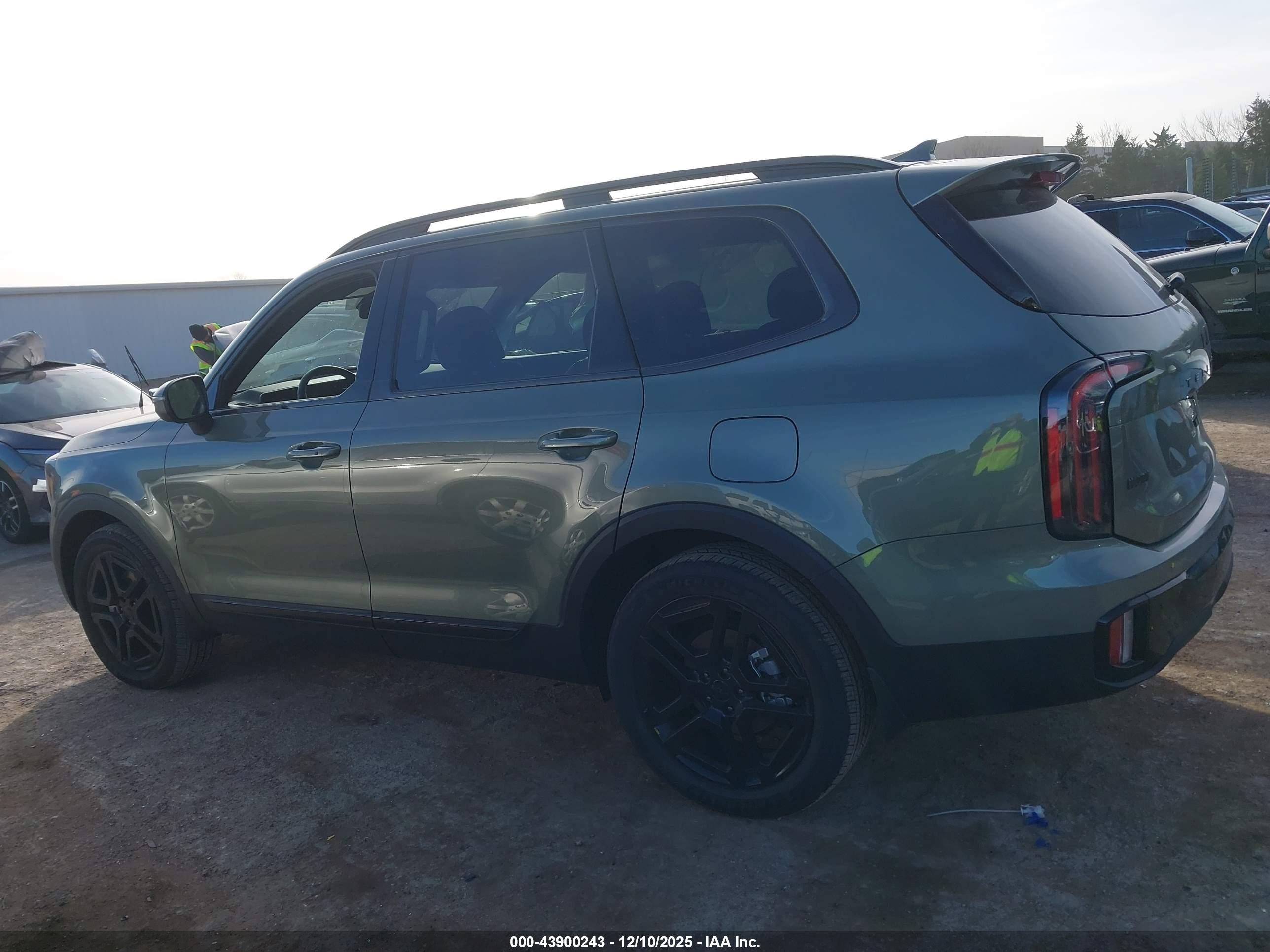 2025 KIA TELLURIDE EX X-LINE