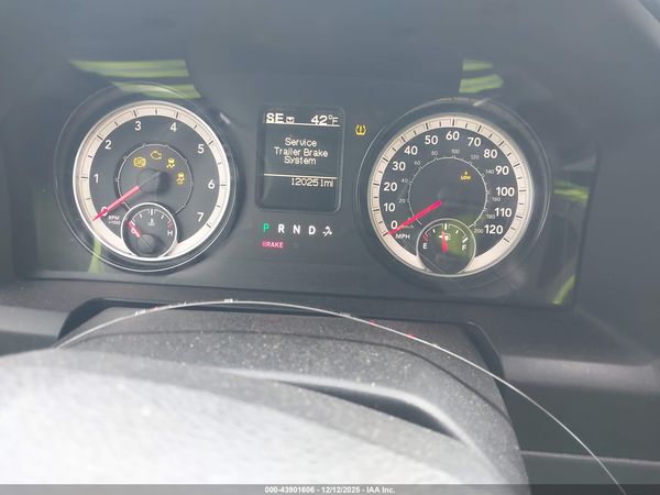 2016 RAM 1500 EXPRESS