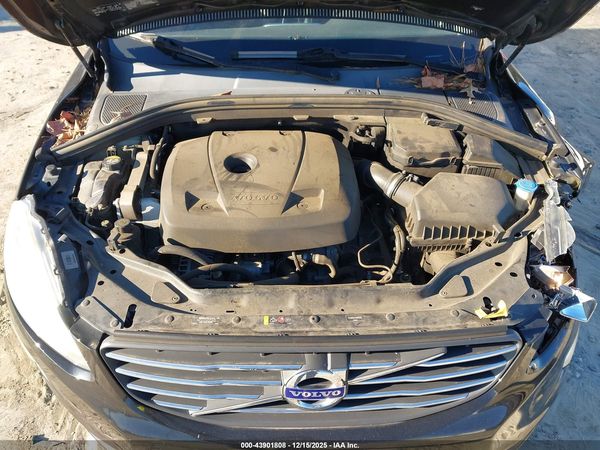 2017 VOLVO XC60 T5