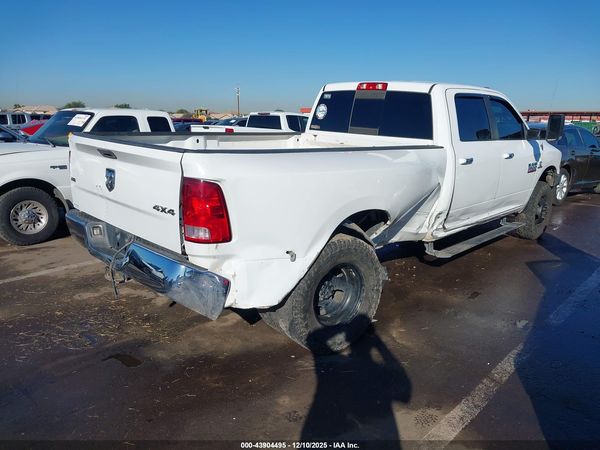 2018 RAM 3500 SLT  4X4 8' BOX — I4