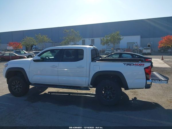 2018 TOYOTA TACOMA