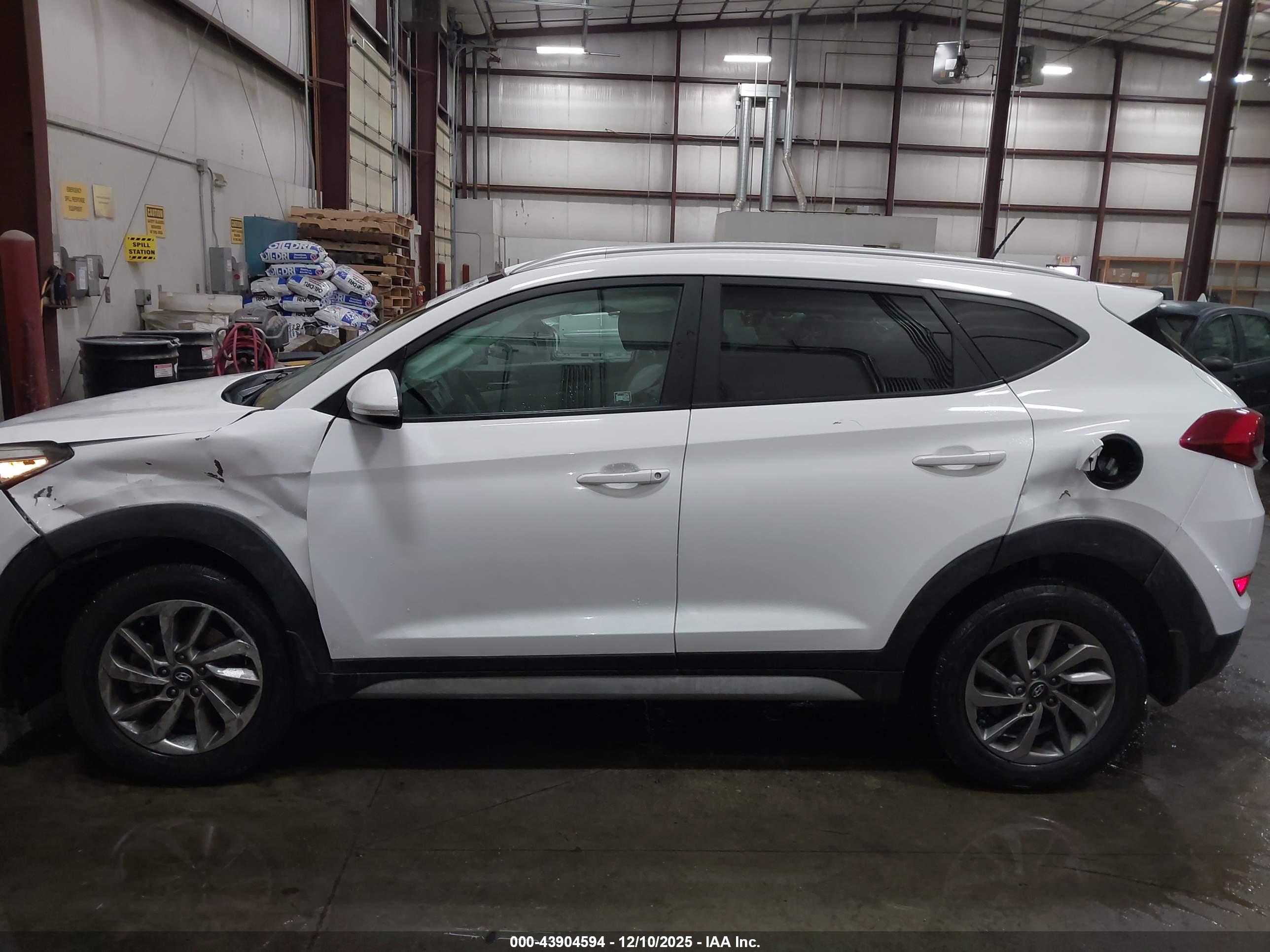 2017 HYUNDAI TUCSON ECO