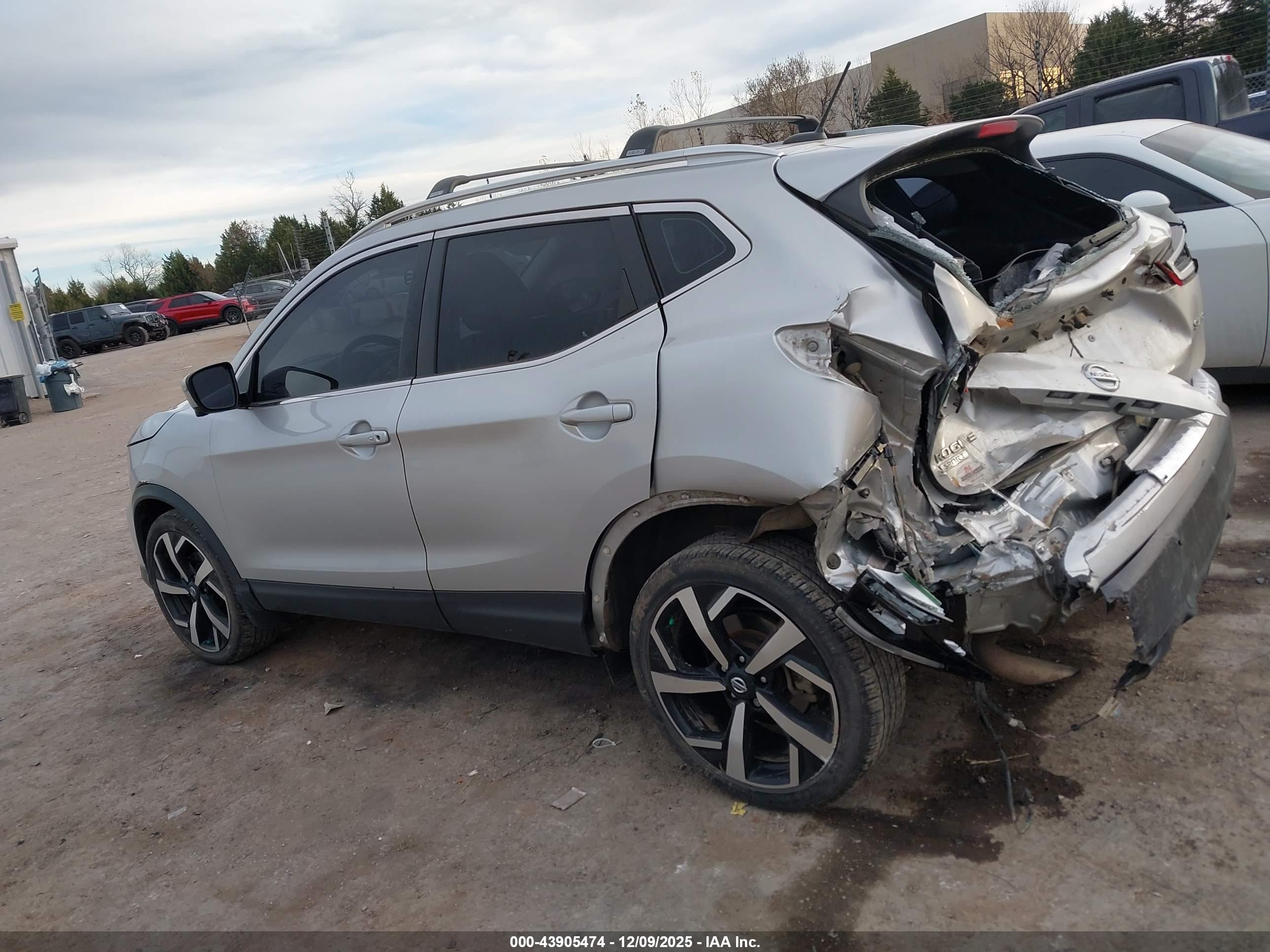 2022 NISSAN ROGUE SPORT SL AWD XTRONIC CVT