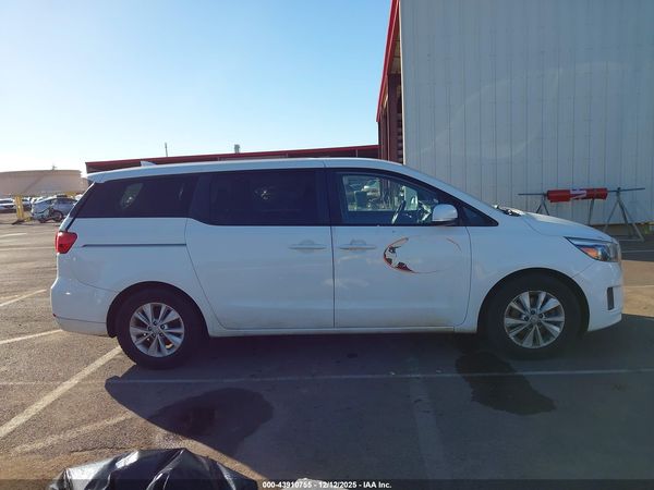 2018 KIA SEDONA LX
