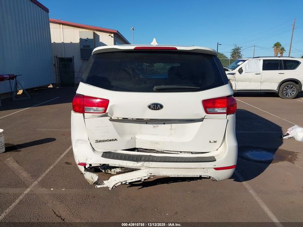 2018 KIA SEDONA LX