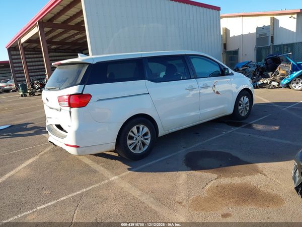 2018 KIA SEDONA LX
