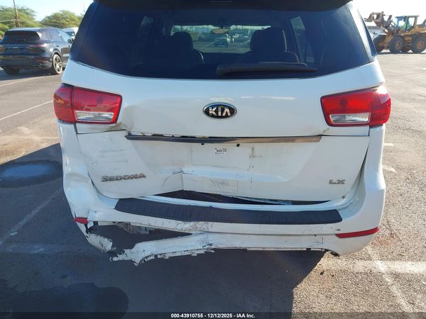 2018 KIA SEDONA LX