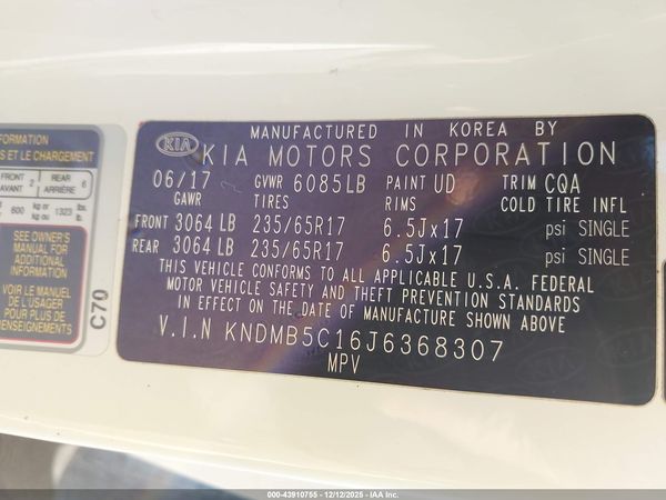 2018 KIA SEDONA LX