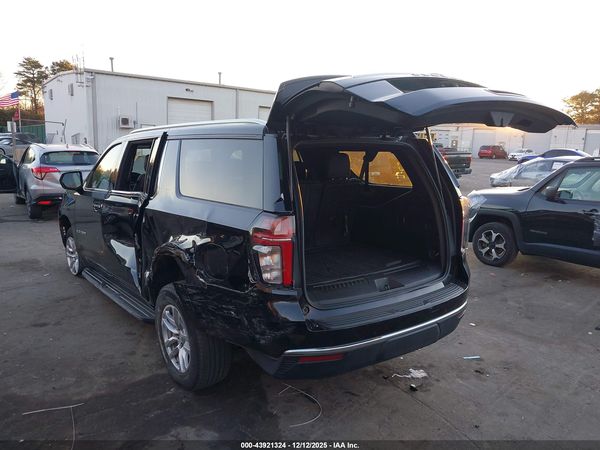 2023 CHEVROLET SUBURBAN 4WD LS — I3