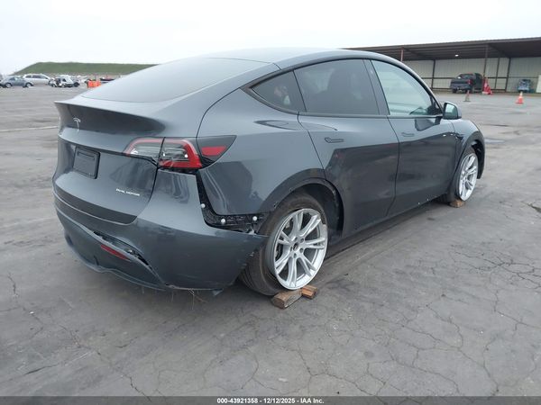 2021 TESLA MODEL Y