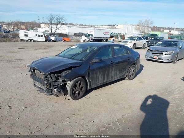2019 KIA FORTE LXS