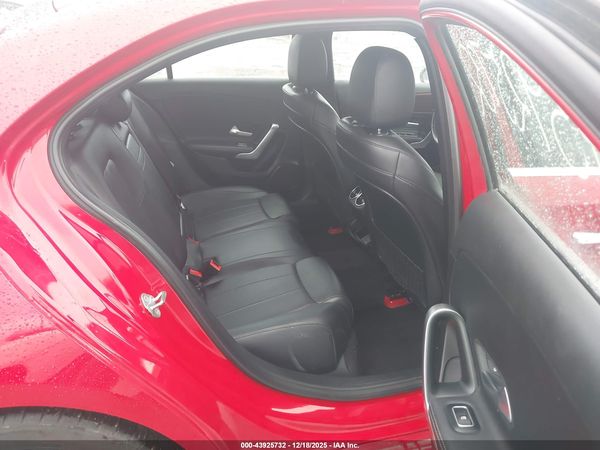 2019 MERCEDES-BENZ A 220 4MATIC